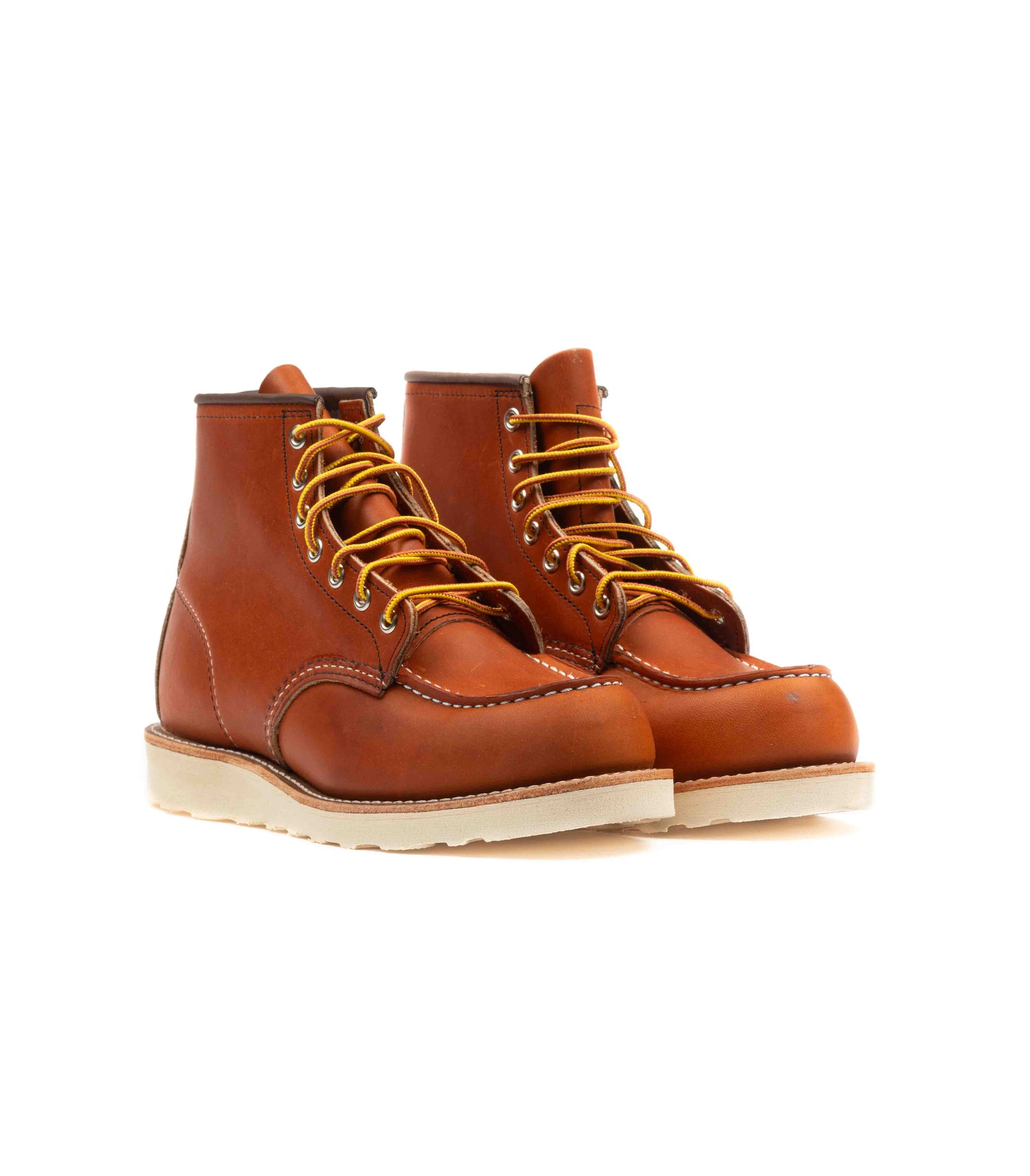 Red Wing 6-Inch Classic Moc Oro Legacy Leather